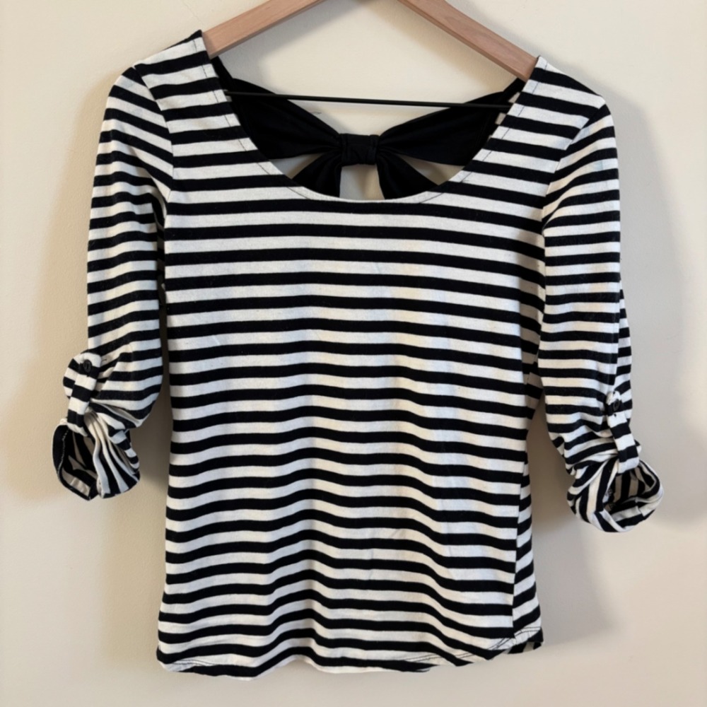 Monteau Los Angeles Striped Bow Back Top Black White 3/4 Sleeve Size L